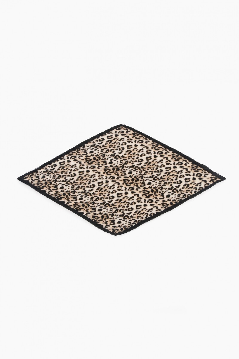 Pañuelo plisado animal print crudo