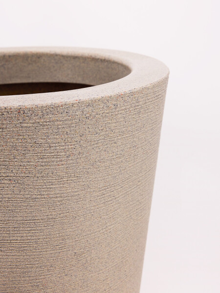 MACETERO CONO CONCRETO GRIS