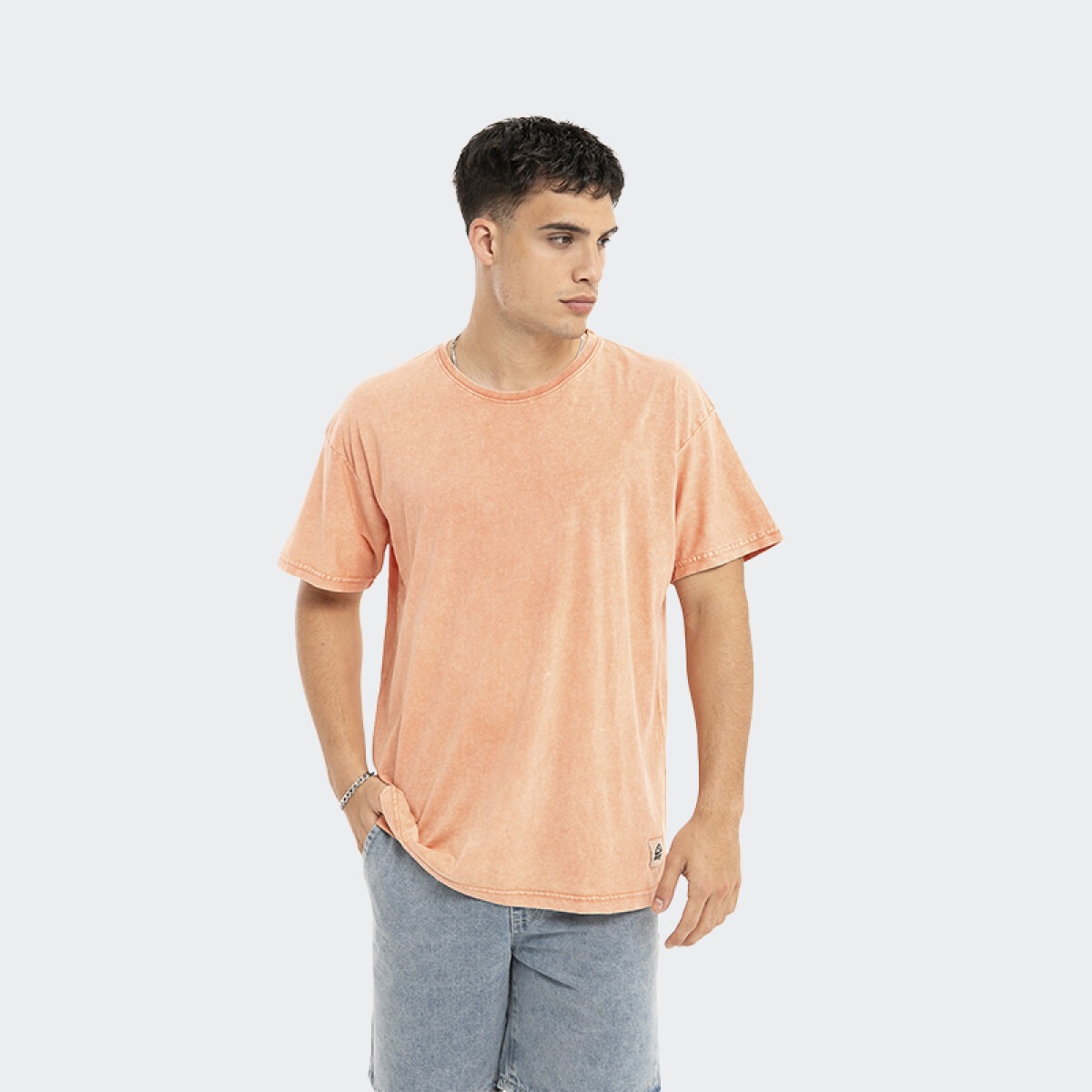 Remera Reef Oversize Front Woven Label - Naranja 
