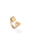 ANILLO BAÑADO EN ORO 18K ACABADO LISO Y FORMA CUADRADA Anillo