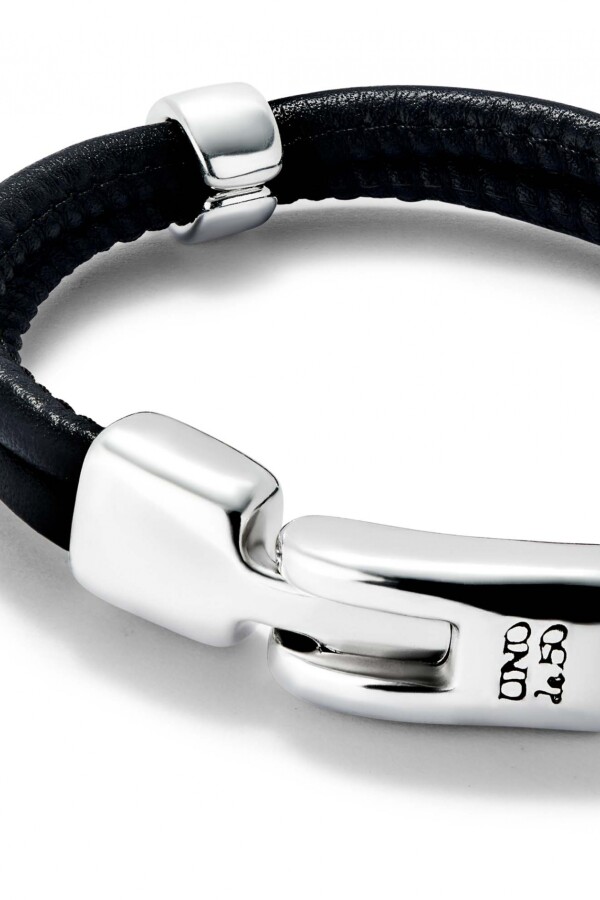 PULSERA DOBLE CUERO CON 2 CIRCUNFERENCIAS BAÑADAS EN PLATA DE LEY Pulsera