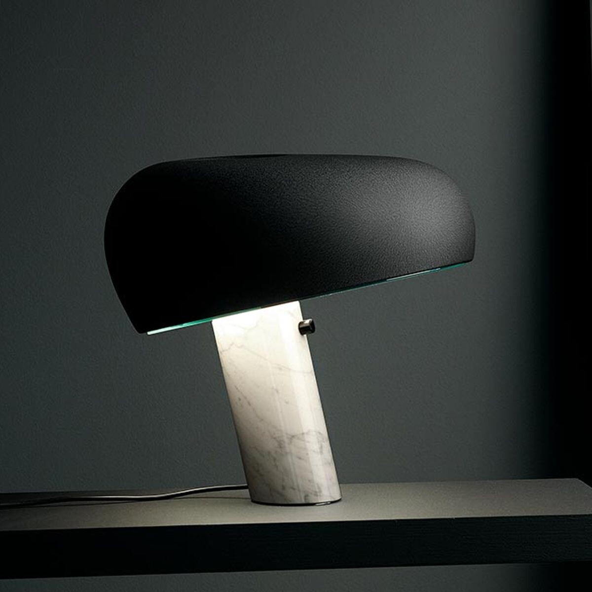 LUMINARIA DE MESA MARBLE BLACK Blanco 