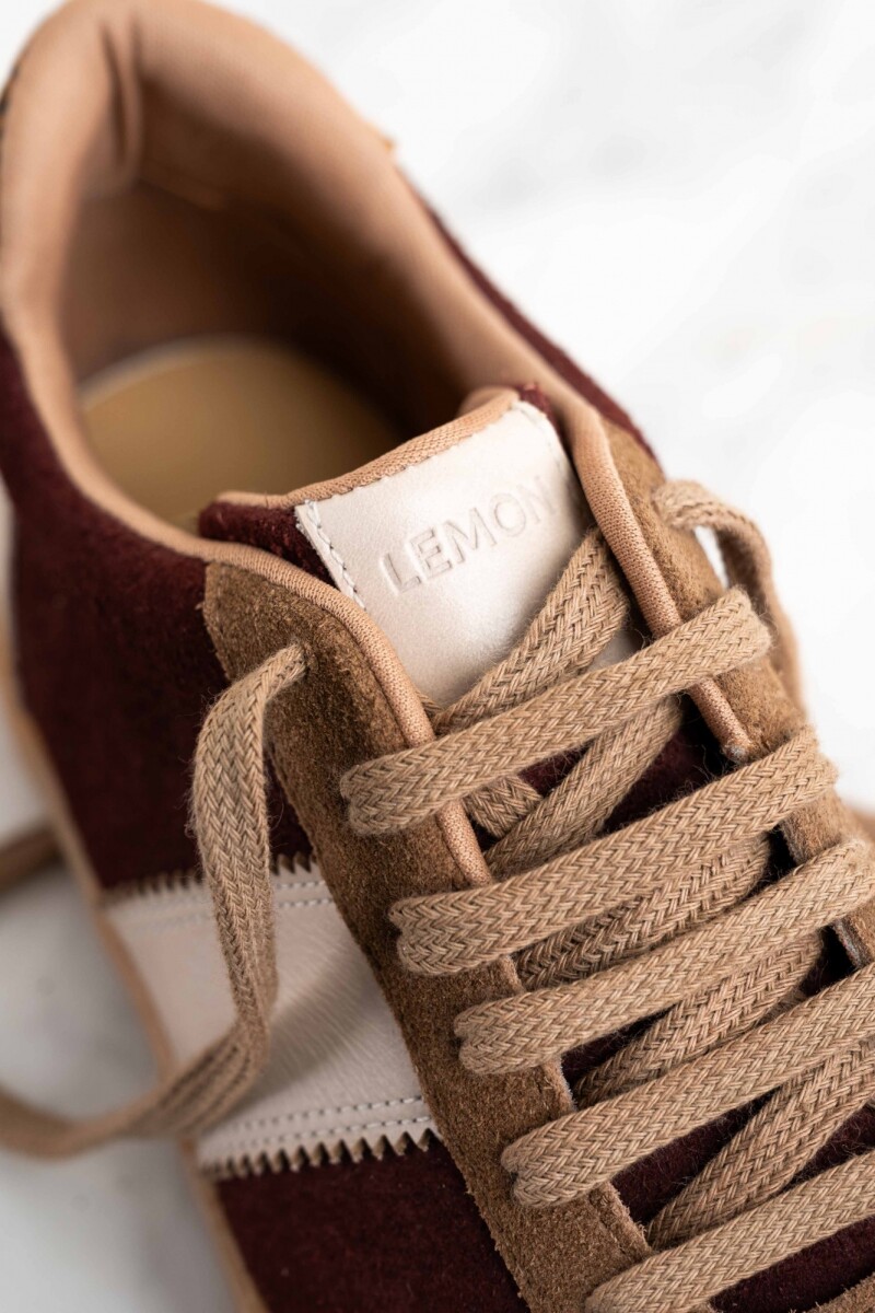 Zapatilla Combinada Gamuza Marrón