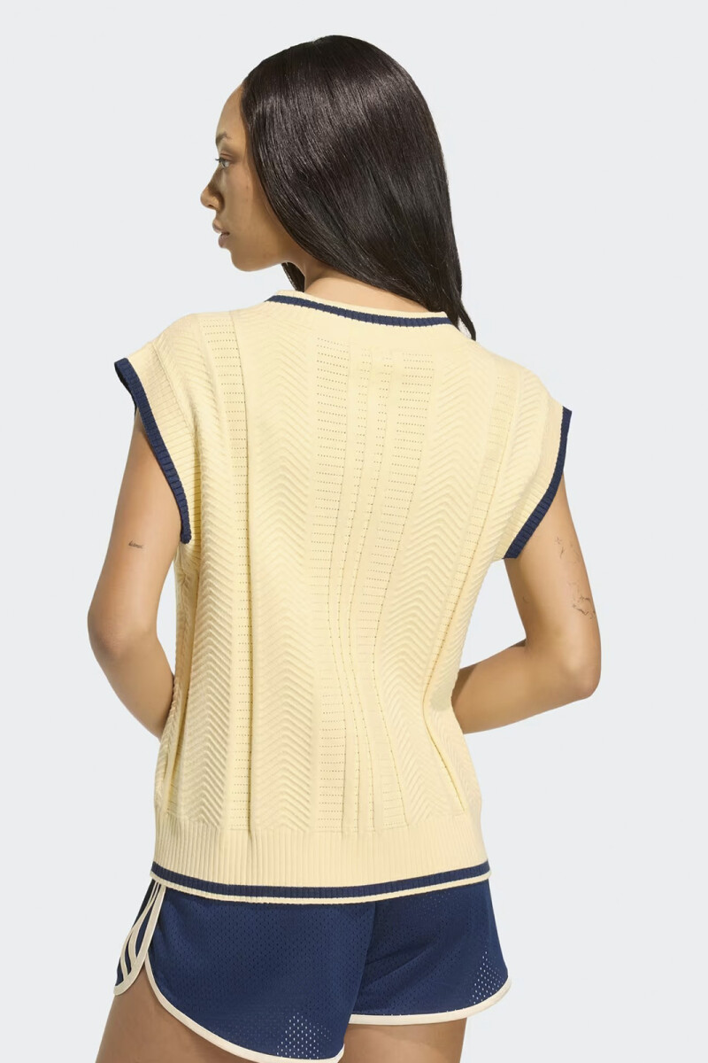 CHALECO TEJIDO TRENZADO Amarillo