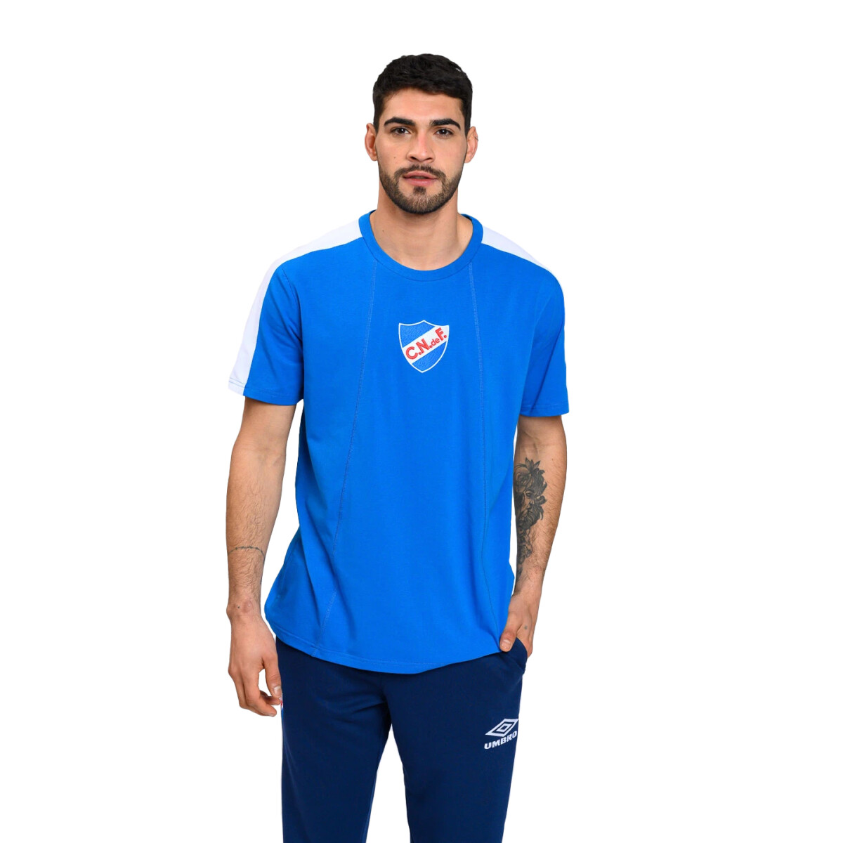 Remera de Hombre Umbro Nacional Hub - Azul Real - Blanco 