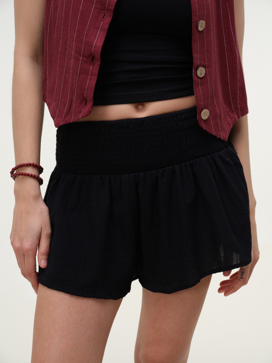 Short Liviano Frunces - Negro 