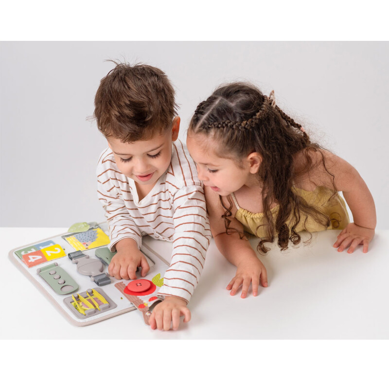 Tablero de actividades Urban Garden Taf Toys Tablero de actividades Urban Garden Taf Toys