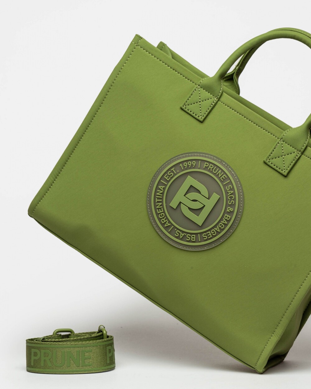 Cartera de mano Elena en nylon Verde