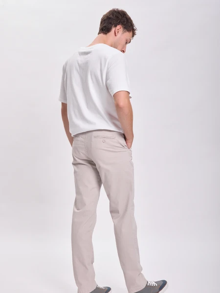 Pantalón chino Gris Claro