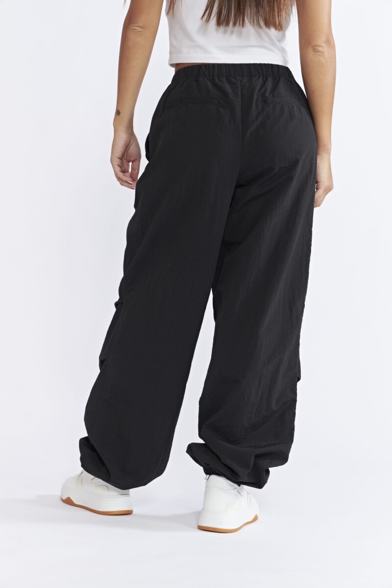 Pantalon Dama Parachute N+ - Negro 