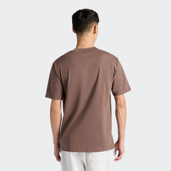 Remera New Balance Marrón