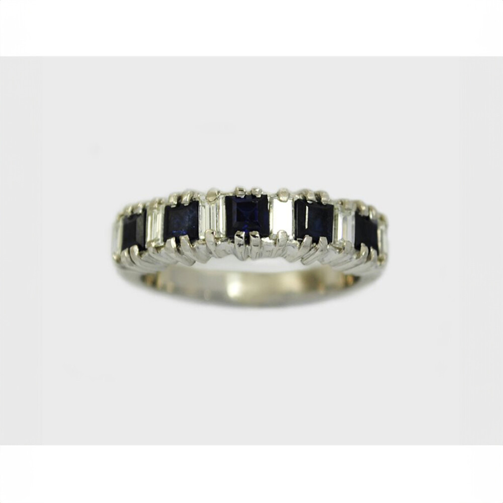 Anillo Oro Blanco 18K Con Brillantes Y Zafiros Anillo Oro Blanco 18K Con Brillantes Y Zafiros