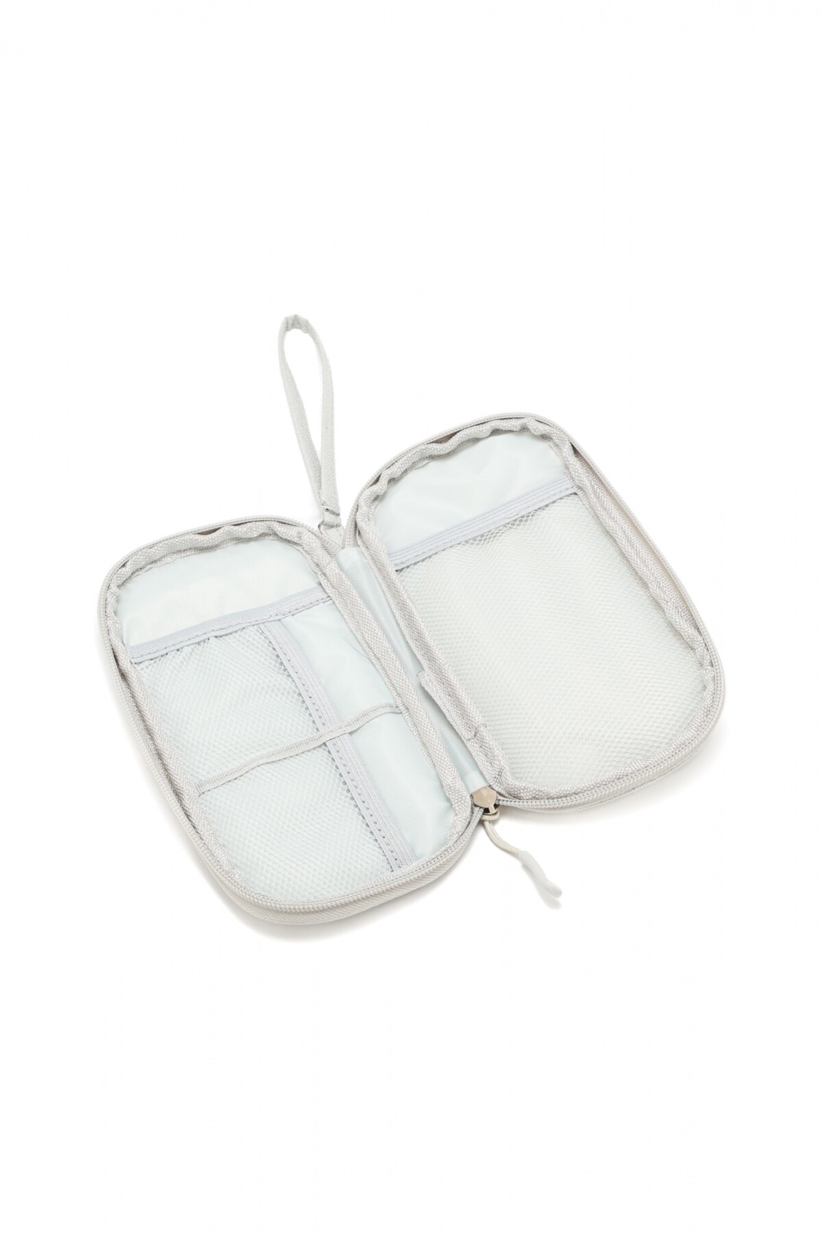 Estuche de Viaje Gris