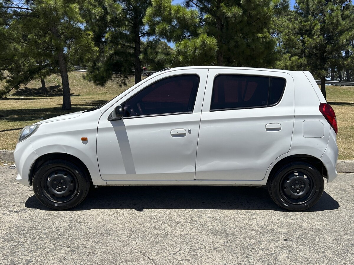 Suzuki Alto GL 2013 EXCELENTE ESTADO! | Permuta / Financia Suzuki Alto GL 2013 EXCELENTE ESTADO! | Permuta / Financia