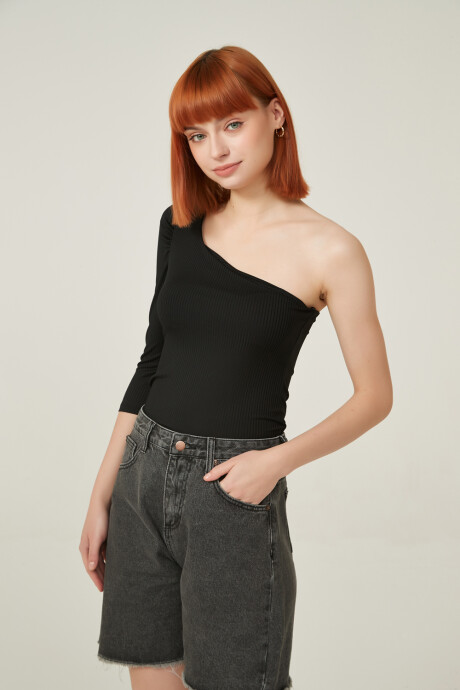 Tops Bulquize Negro