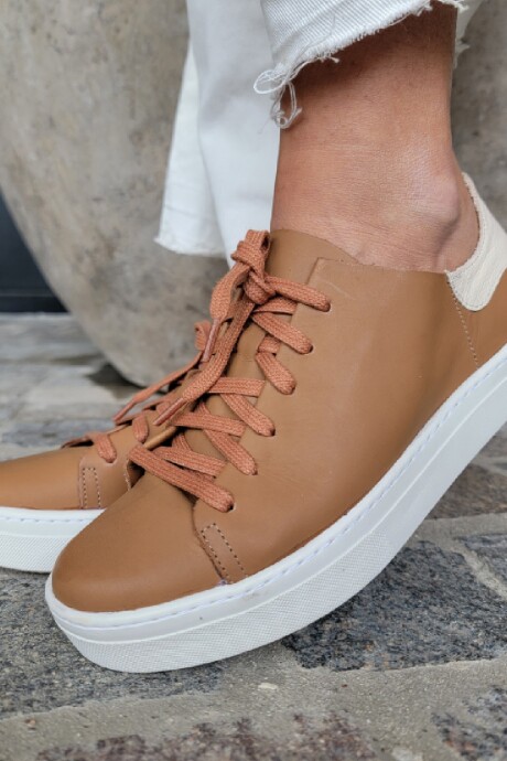 Zapatilla Aline Camel