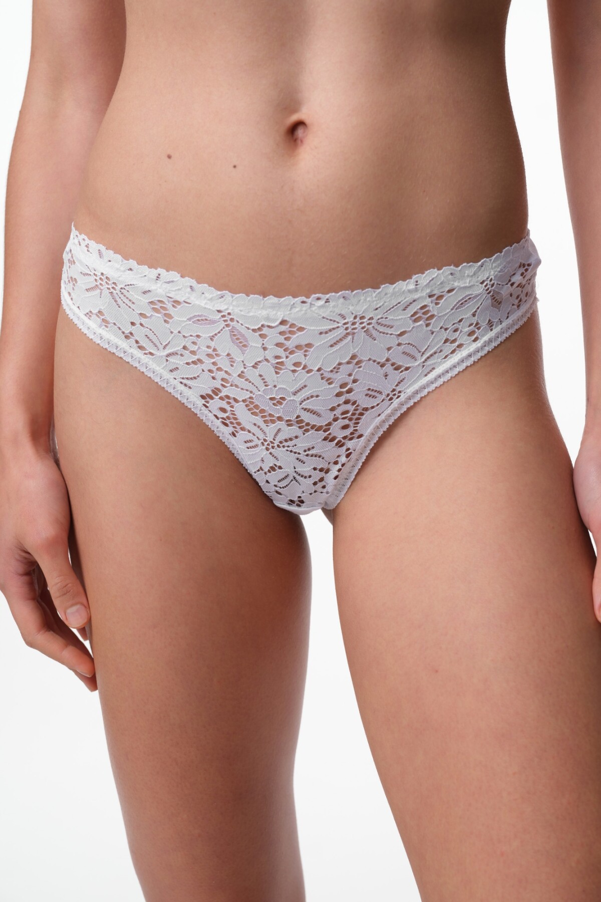 Colaless Rocio Blanco