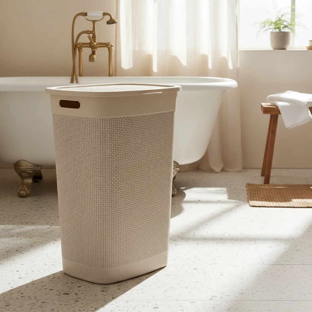 Cesto para ropa simil ratán con tapa 55 lts - ARENA 