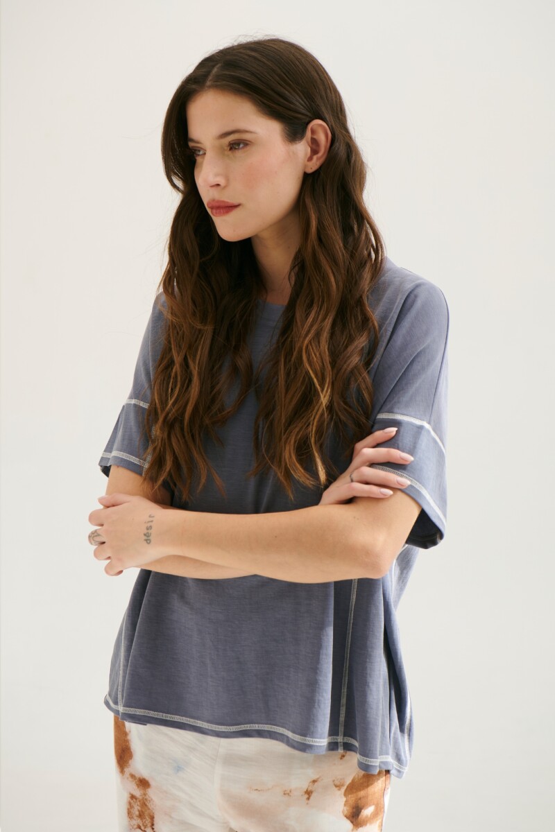 REMERA MACA AZUL