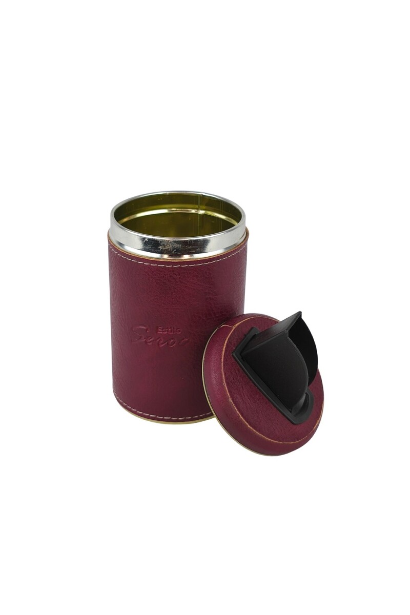 Yerbera con pico dispensador bordo