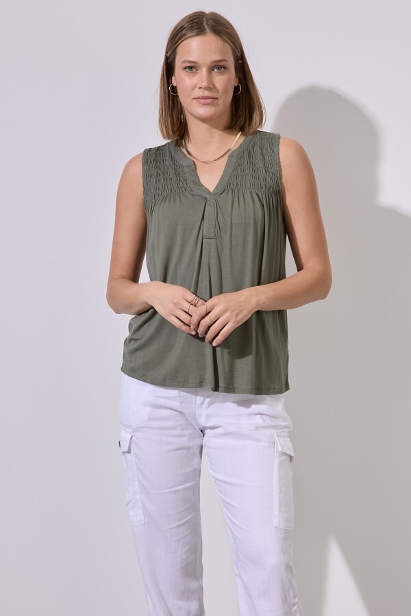 Musculosa Frunces VERDE