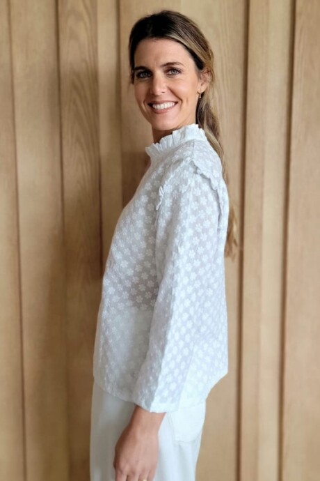 Blusa Jazmín Broderie flor
