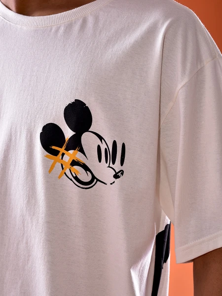 REMERA MICKEY GRAFITTI OFF WHITE