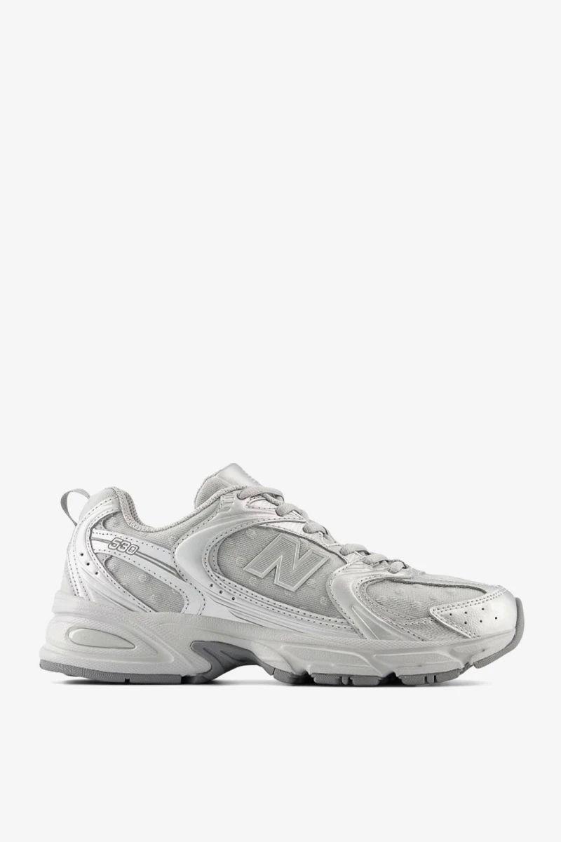 NB U530HFZ Plata