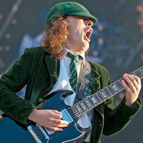 Angus Young • AC/DC - 411 Angus Young • AC/DC - 411