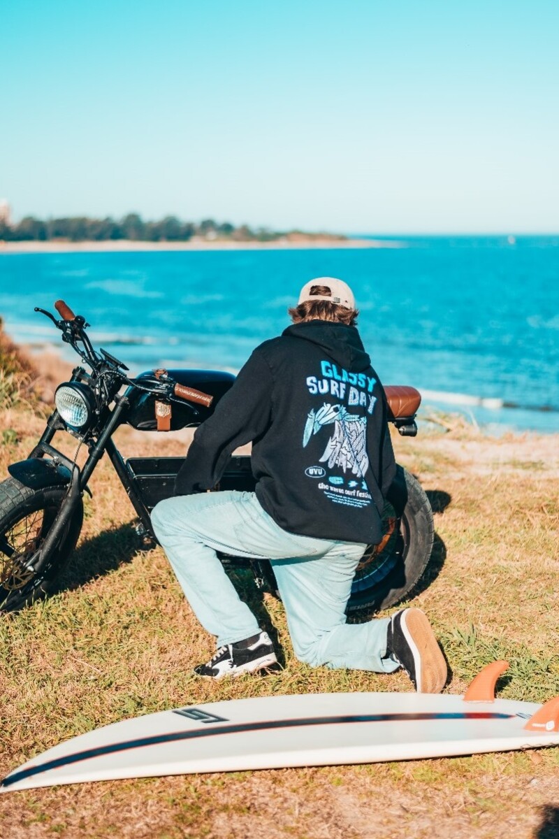 HOODIE SURF FESTIVAL - COMMUNITY COLLECTION HOODIE SURF FESTIVAL - COMMUNITY COLLECTION