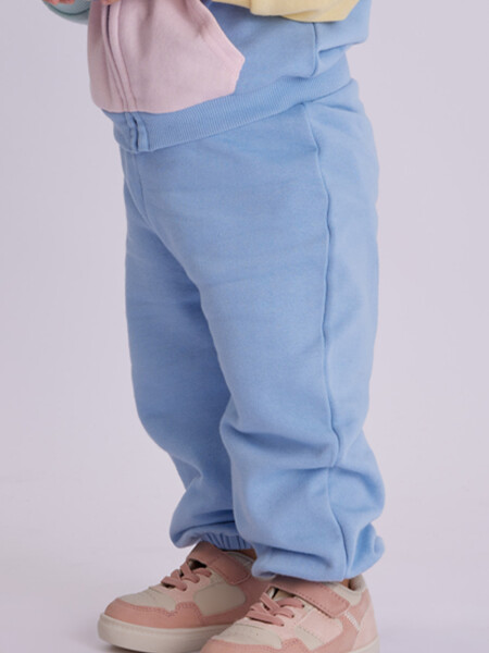 Pantalón deportivo estampado Celeste