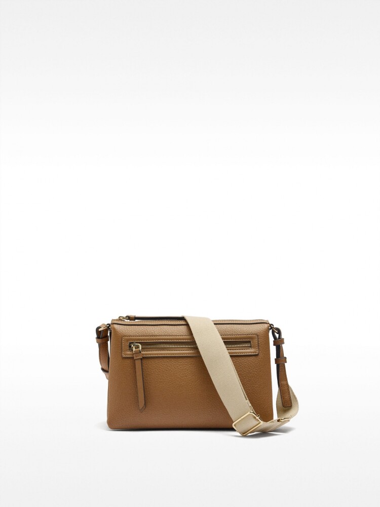Bolso Bandolera Triple Con Textura camel