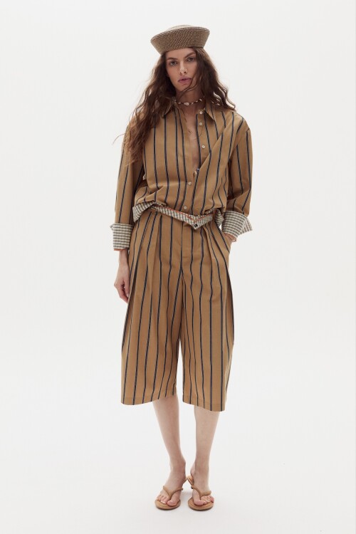 Bermuda Zuri en Algodón Legacy Stripes