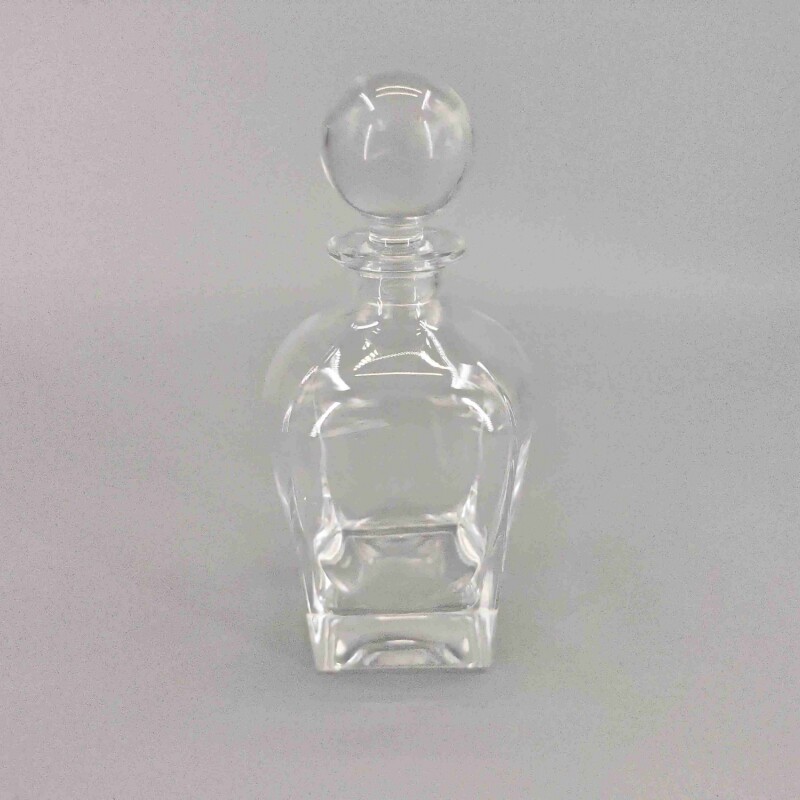 Decantador de Vidrio para Whisky con Tapon Redondo Decantador de Vidrio para Whisky con Tapon Redondo