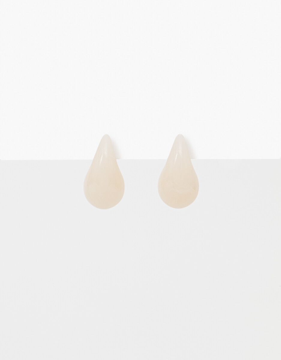 Aro Corto Gota De Resina 