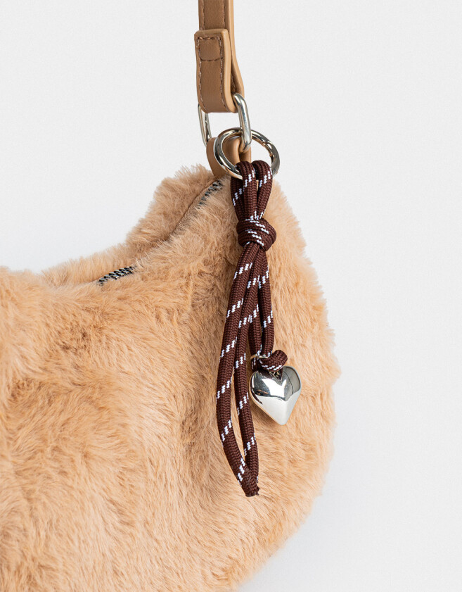 Bandoleras Bandolera Peluche Con Charm - Marron Beige