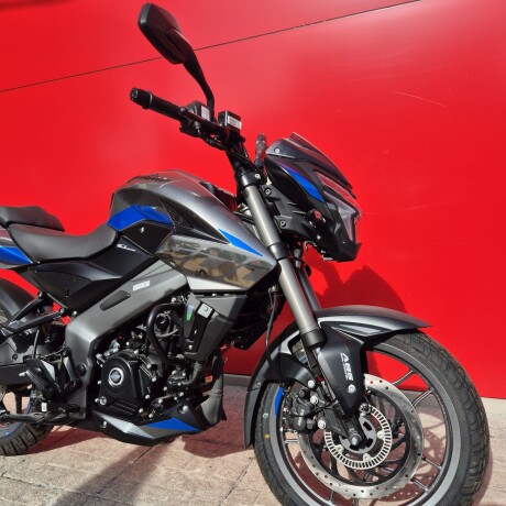 Bajaj Pulsar NS200 FI Gris