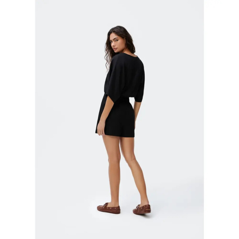 SHORTS FEM PRETO ESCURO