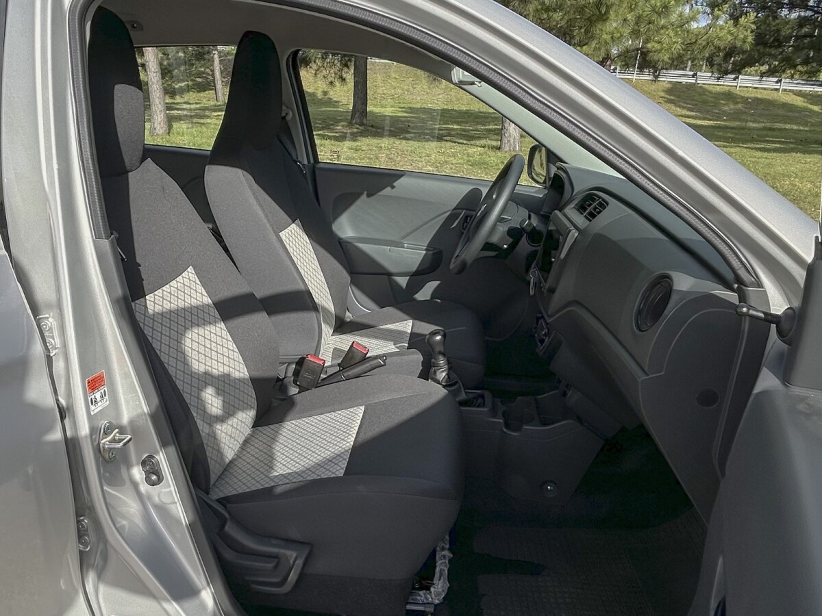 Suzuki Alto GL Extra Full 1.0 2026 0KM | Permuta / Financia Suzuki Alto GL Extra Full 1.0 2026 0KM | Permuta / Financia