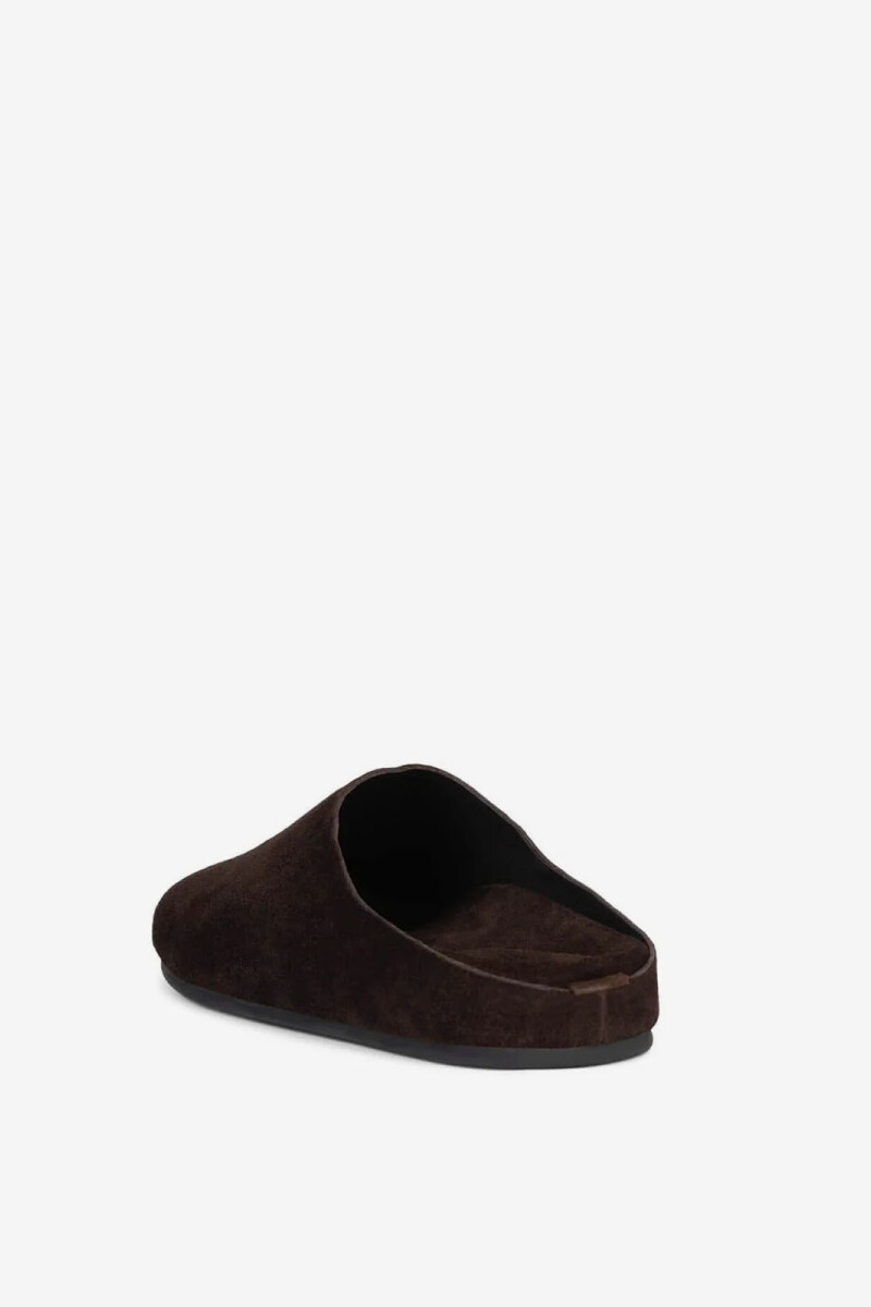 CLOG CONTENT Chocolate