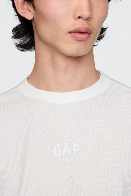 Remera Logo Gap Manga Larga New Off White