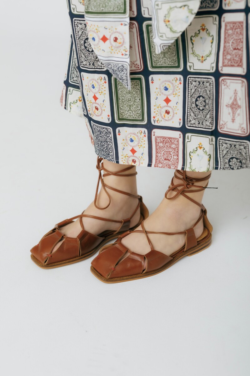 PRE VENTA SANDALIA BERRY Camel
