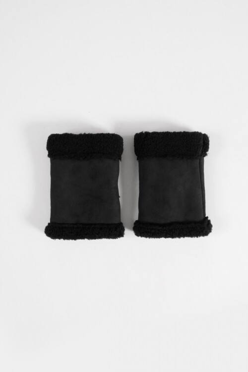 Mitones de suede con pelo negro