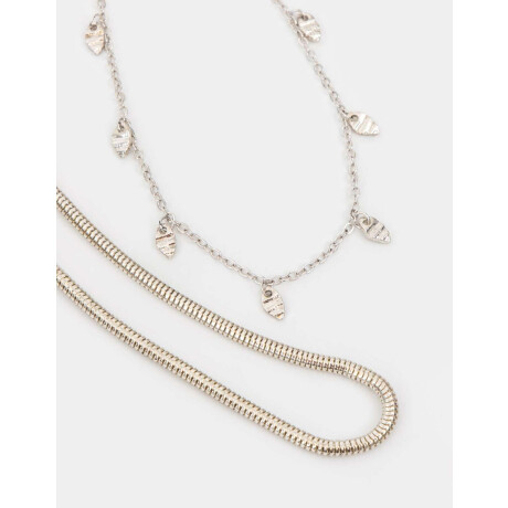 Set De Chokers Bañados En Plata Plateado