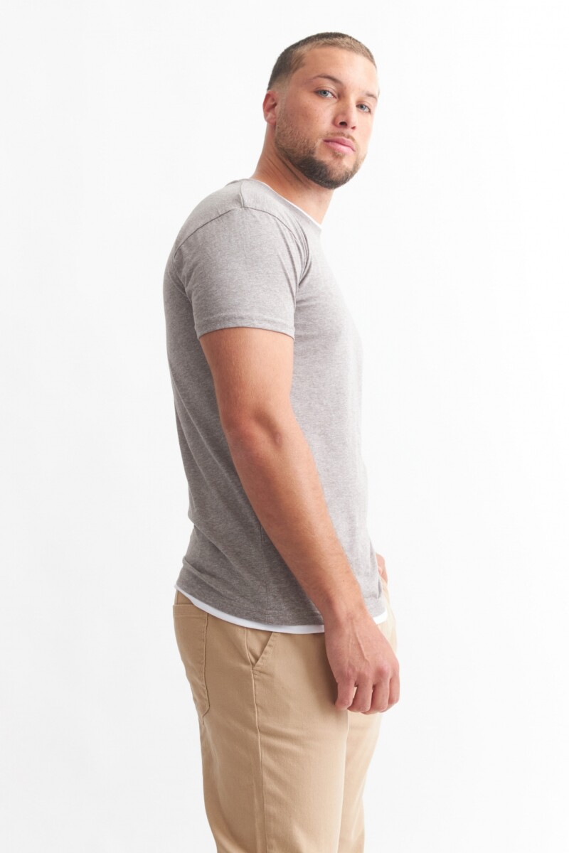 Remera con detalles a contratono GRIS CLARO