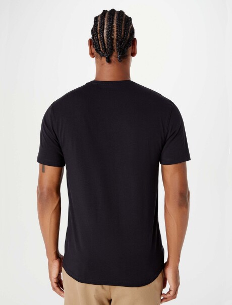CAMISETA BÁSICA MANGA CORTA SLIM CUELLO EN V NEGRO