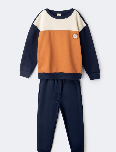 CONJUNTO INFANTIL CON ESTAMPA AZUL