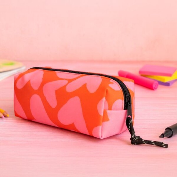 Cartuchera corazones Cartuchera corazones