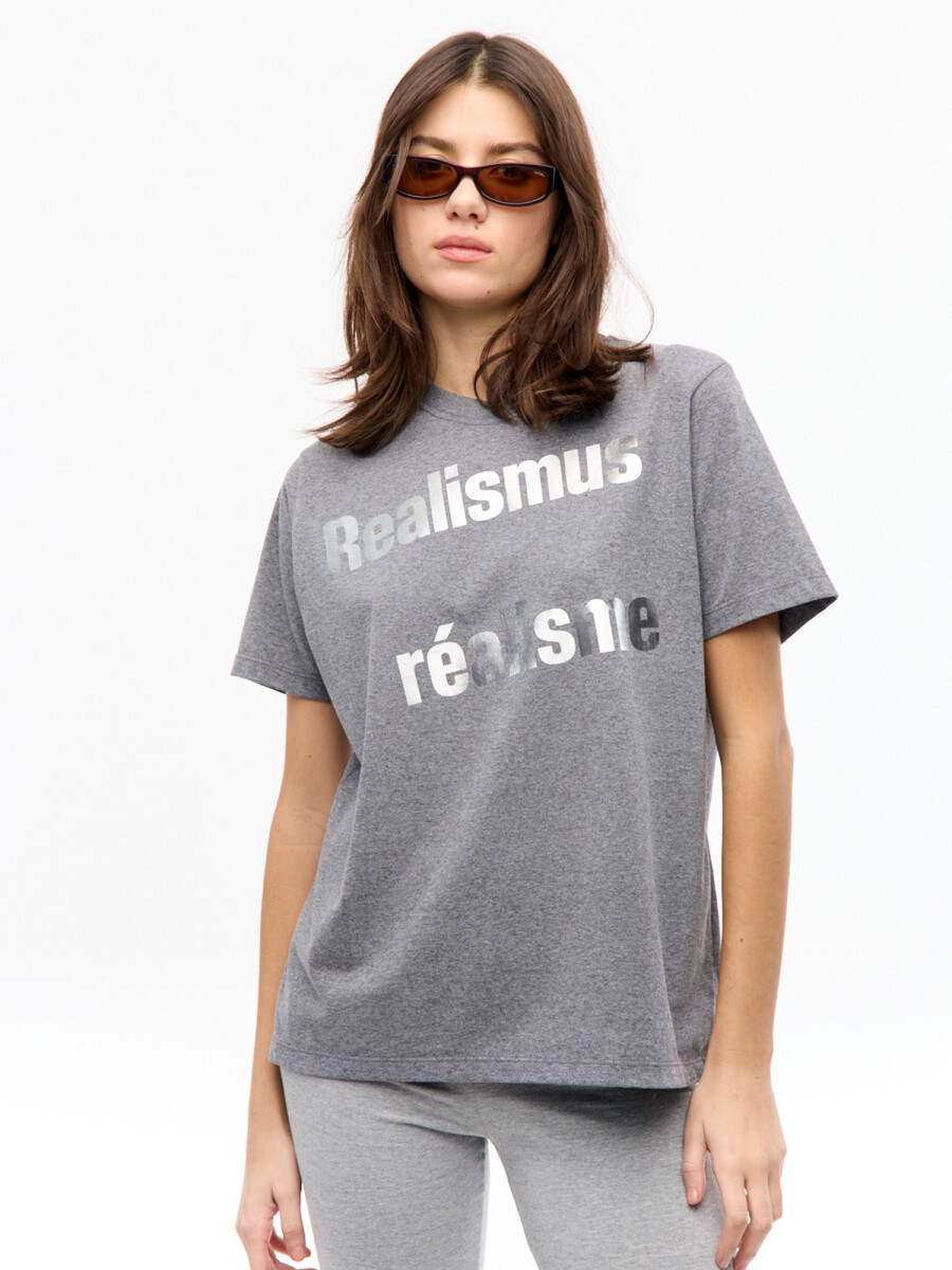 REMERA REALISME 