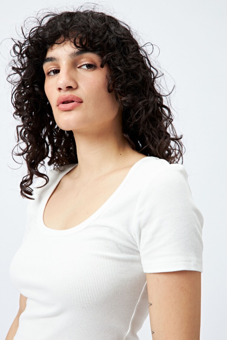 REMERA MONIMA Blanco